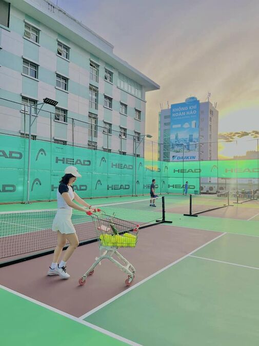 Sân 2 (ngoài trời)